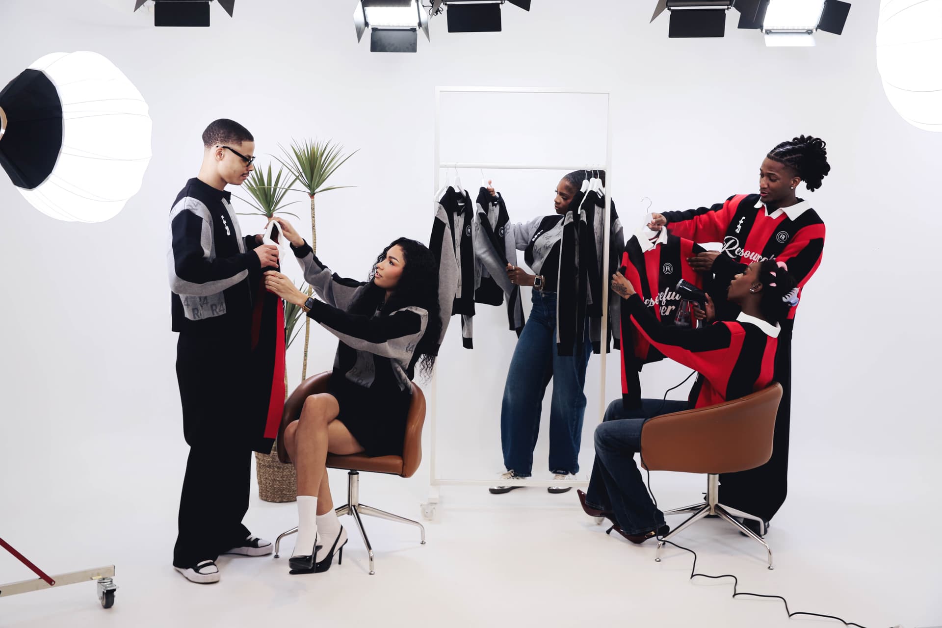 POLO OVERSIZE CROP RED – L’ESSENTIEL REVISITÉ